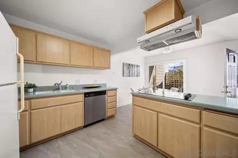 Kitchen - 1250 E Madison Ave #C, El Cajon, CA 92021 photo 2 of 5