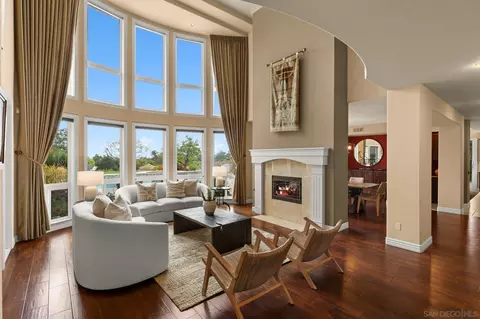 Living - 521 Latigo Row, Encinitas, CA 92024 photo 4 of 8