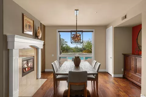 Dining - 521 Latigo Row, Encinitas, CA 92024 photo 2 of 5
