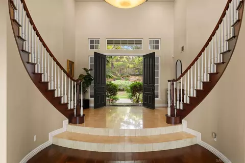 Entry Way - 521 Latigo Row, Encinitas, CA 92024 photo 2 of 2