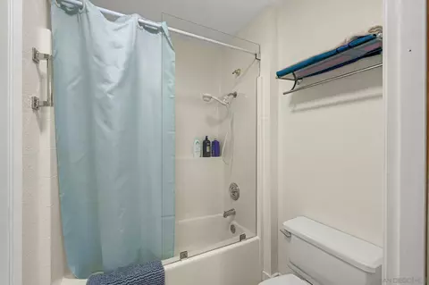 Bath - 883 Ginger Ave, Carlsbad, CA 92011 photo 2 of 3