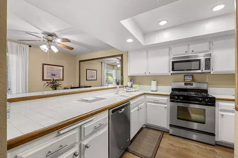 Kitchen - 883 Ginger Ave, Carlsbad, CA 92011 photo 2 of 4