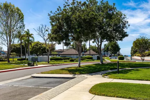 Exterior - 883 Ginger Ave, Carlsbad, CA 92011 photo 5 of 13