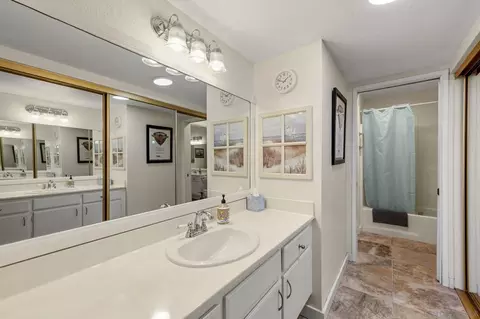 Bath - 883 Ginger Ave, Carlsbad, CA 92011 photo 1 of 3