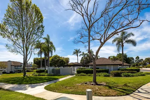 Exterior - 883 Ginger Ave, Carlsbad, CA 92011 photo 6 of 13