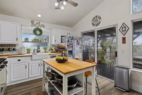 Kitchen - 2478 Hialeah Ln, Alpine, CA 91901 photo 1 of 4