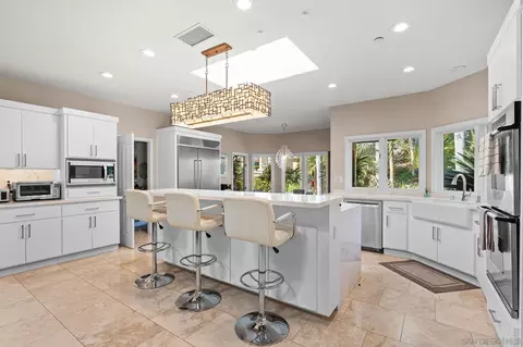 Kitchen - 3369 Rocking Horse Cir, Encinitas, CA 92024 photo 2 of 3