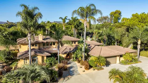 3369 Rocking Horse Cir, Encinitas, CA 92024