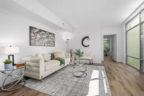 425 W Beech St #303, San Diego, CA 92101