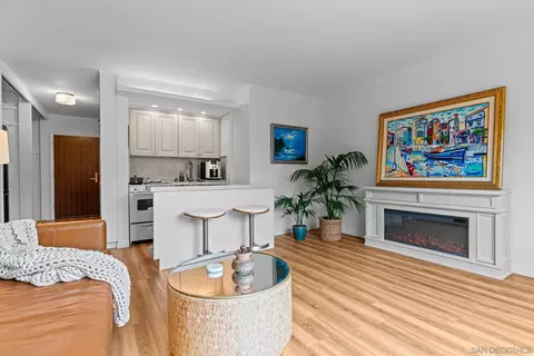 Living - 230 Prospect St #12, La Jolla, CA 92037 photo 4 of 4