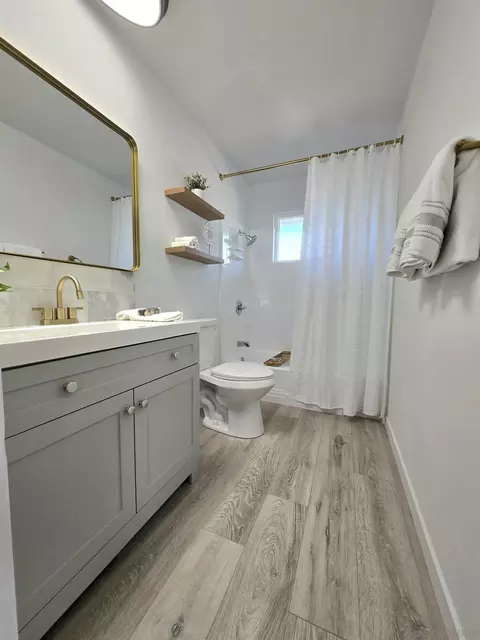 Bath - 27102 Capilano, Menifee, CA 92586 photo 1 of 1