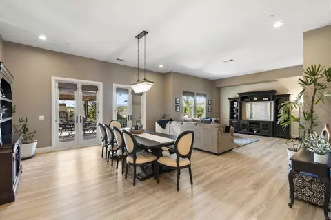 Dining - 2105 Timneh Ct, Oceanside, CA 92057 photo 3 of 3