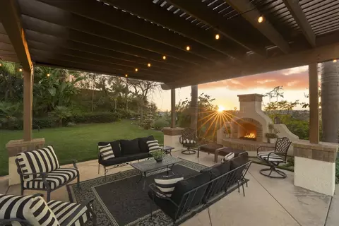 Exterior - 2105 Timneh Ct, Oceanside, CA 92057 photo 17 of 23