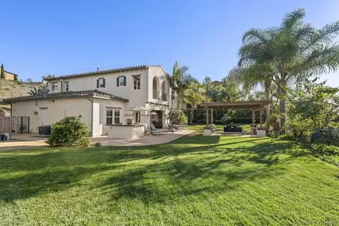 Exterior - 2105 Timneh Ct, Oceanside, CA 92057 photo 9 of 23
