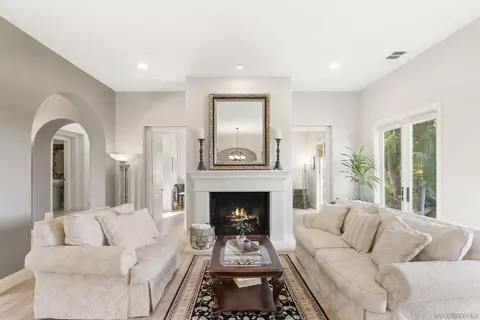 Living - 2105 Timneh Ct, Oceanside, CA 92057 photo 2 of 3