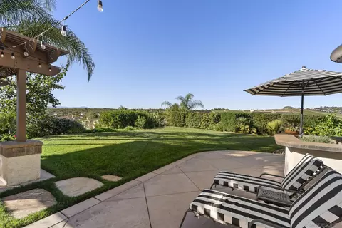 Exterior - 2105 Timneh Ct, Oceanside, CA 92057 photo 10 of 23