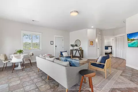 Living - 1097 Camino Alisos, Fallbrook, CA 92028 photo 6 of 6