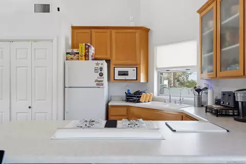 Kitchen - 3237 S Bonita, Spring Valley, CA 91977 photo 4 of 7
