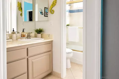Bath - 12834 Rockwell, Poway, CA 92064 photo 7 of 10