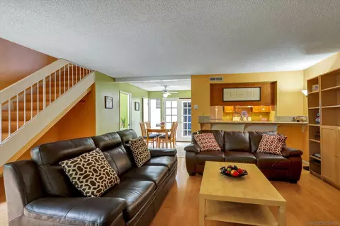 10750 Rickert Rd #3, San Diego, CA 92126