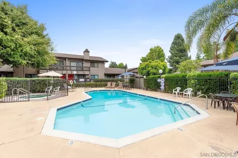 Exterior - 8362 Via Sonoma #C, La Jolla, CA 92037 photo 5 of 5