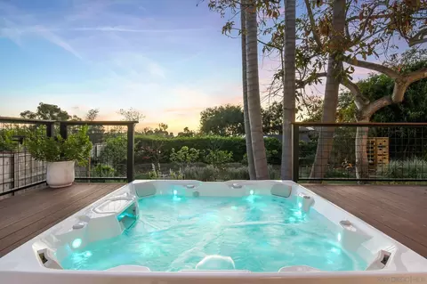 Exterior - 224 Seeman Dr, Encinitas, CA 92024 photo 6 of 24