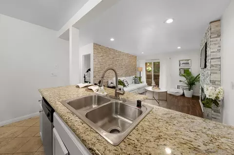 Kitchen - 9860 Dale #C3, Spring Valley, CA 91977 photo 4 of 4