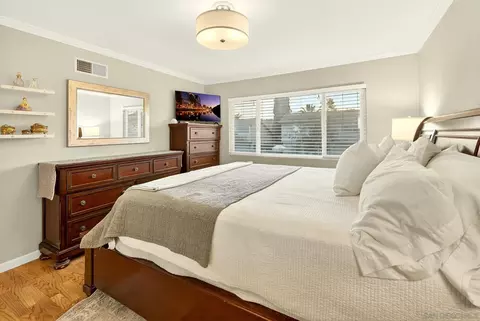 Bedroom - 13850 Midgrove Ct, Poway, CA 92064 photo 4 of 7
