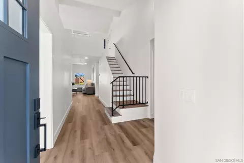 5086 Corinthia Way, Oceanside, CA 92056 photo 8