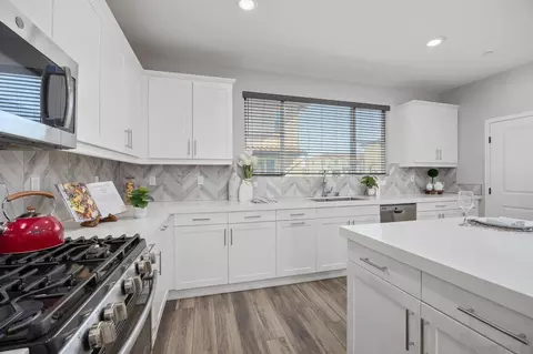 Kitchen - 3574 Conner Way, Oceanside, CA 92056 photo 3 of 7