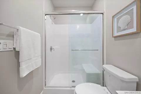 Bath - 3574 Conner Way, Oceanside, CA 92056 photo 2 of 7