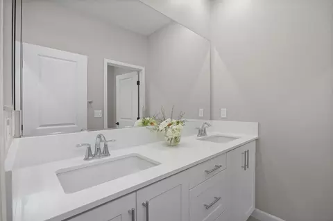 Bath - 3574 Conner Way, Oceanside, CA 92056 photo 5 of 7