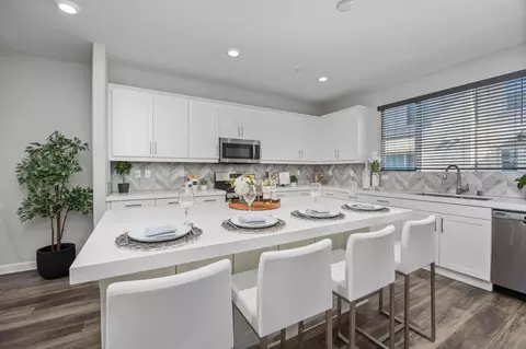 Kitchen - 3574 Conner Way, Oceanside, CA 92056 photo 6 of 7