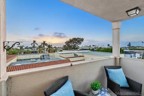 7550 Eads Ave #307, La Jolla, CA 92037 photo 33
