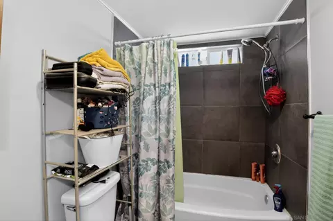 Bath - 16522 Stagecoach, Corning, CA 96021 photo 3 of 3
