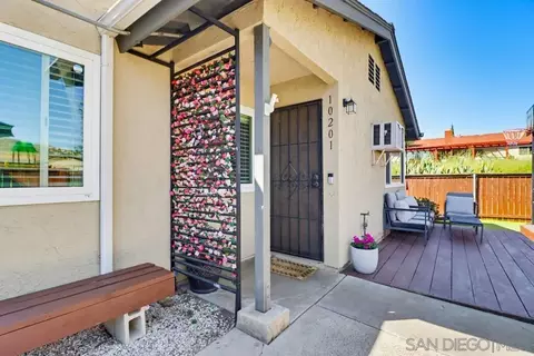 10201 Princess Sarit Way, Santee, CA 92071 photo 3