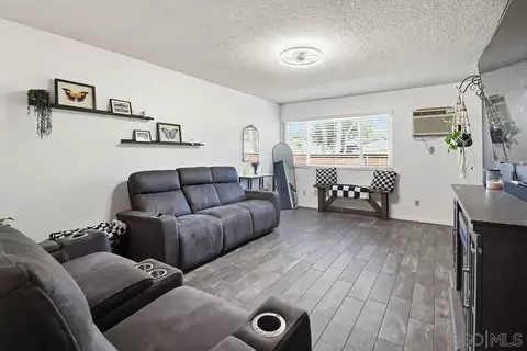 10201 Princess Sarit Way, Santee, CA 92071 photo 5