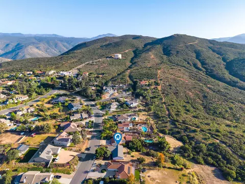 View/Area - 15674 Cathedral Way, Ramona, CA 92065 photo 3 of 4