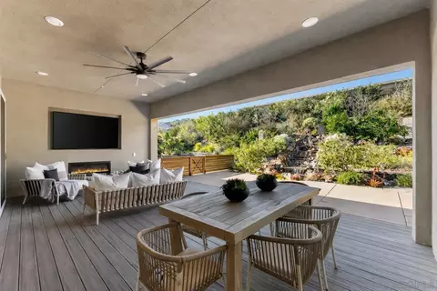 Exterior - 2935 Side Saddle Ln, Escondido, CA 92029 photo 13 of 29