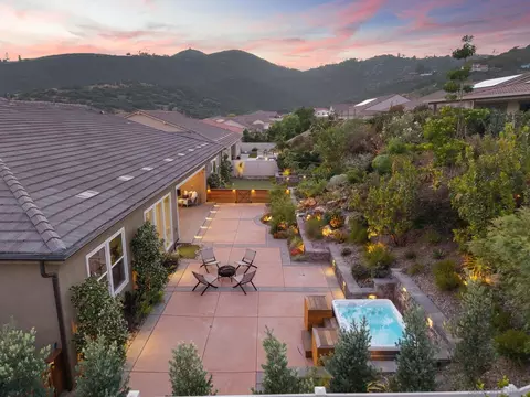 Exterior - 2935 Side Saddle Ln, Escondido, CA 92029 photo 2 of 29