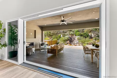 Exterior - 2935 Side Saddle Ln, Escondido, CA 92029 photo 10 of 29