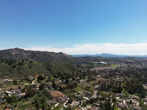 View/Area - 26327 N Broadway, Escondido, CA 92026 photo 6 of 9