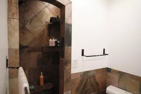 Bath - 26327 N Broadway, Escondido, CA 92026 photo 2 of 2