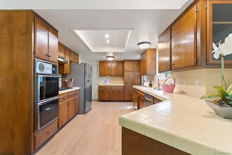Kitchen - 1027 Pepper Tree Ln, Fallbrook, CA 92028 photo 1 of 3