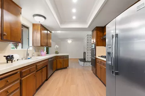 Kitchen - 1027 Pepper Tree Ln, Fallbrook, CA 92028 photo 3 of 3