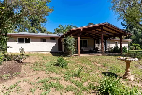 Exterior - 1027 Pepper Tree Ln, Fallbrook, CA 92028 photo 11 of 13