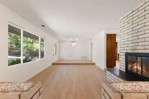 Living - 1027 Pepper Tree Ln, Fallbrook, CA 92028 photo 3 of 5