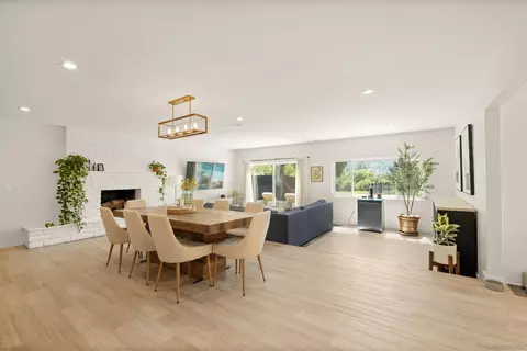 Dining - 9081 Inverness, Santee, CA 92071 photo 1 of 3