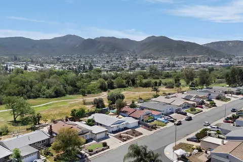 View/Area - 9081 Inverness, Santee, CA 92071 photo 11 of 13