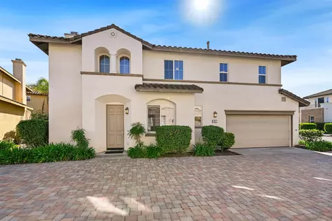 10521 Hollingsworth, San Diego, CA 92127